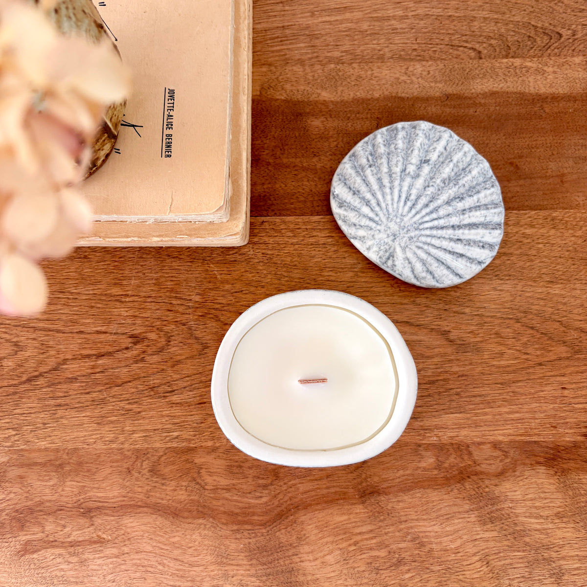Stoneware candle - Basil pear