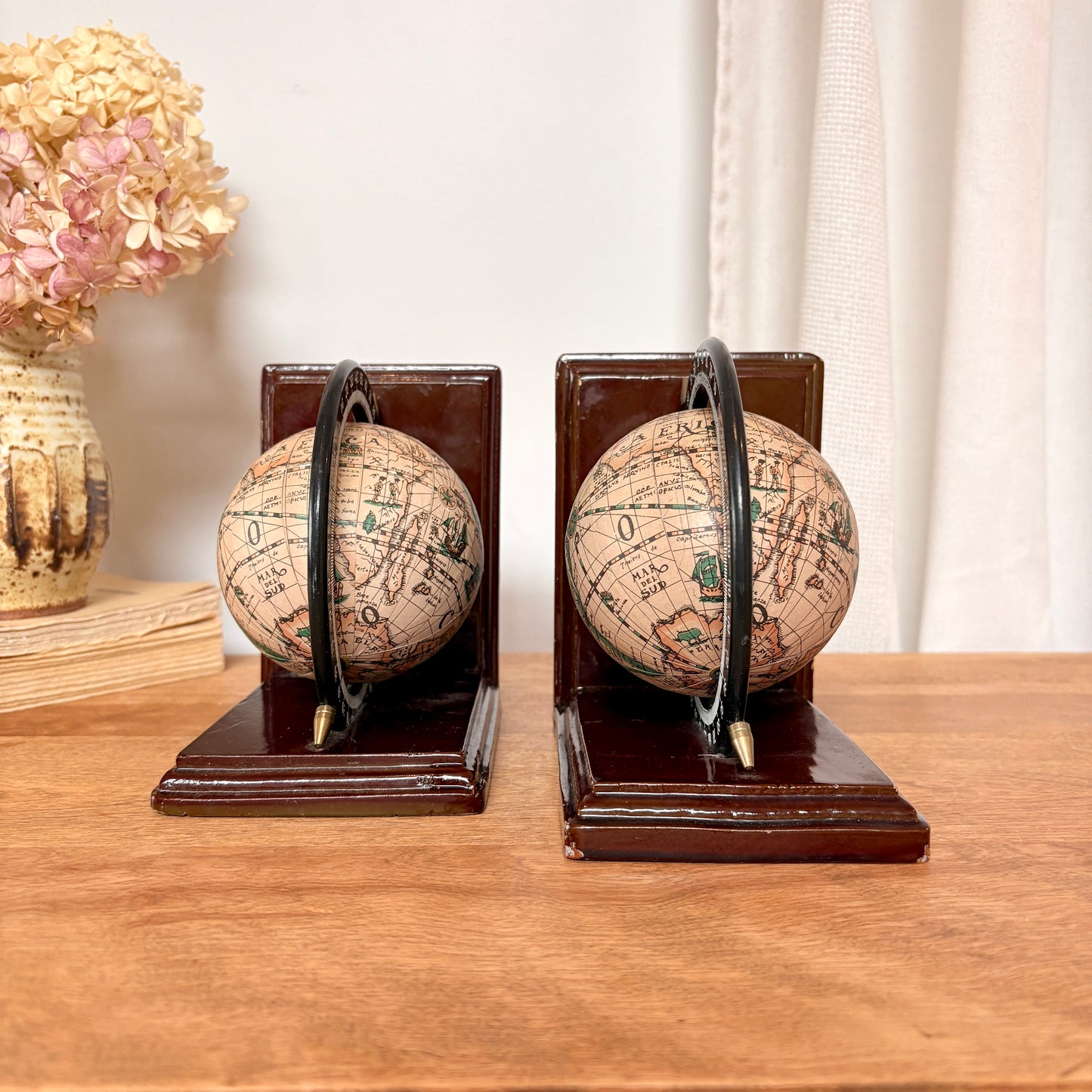 Appui-livres globe-terrestre