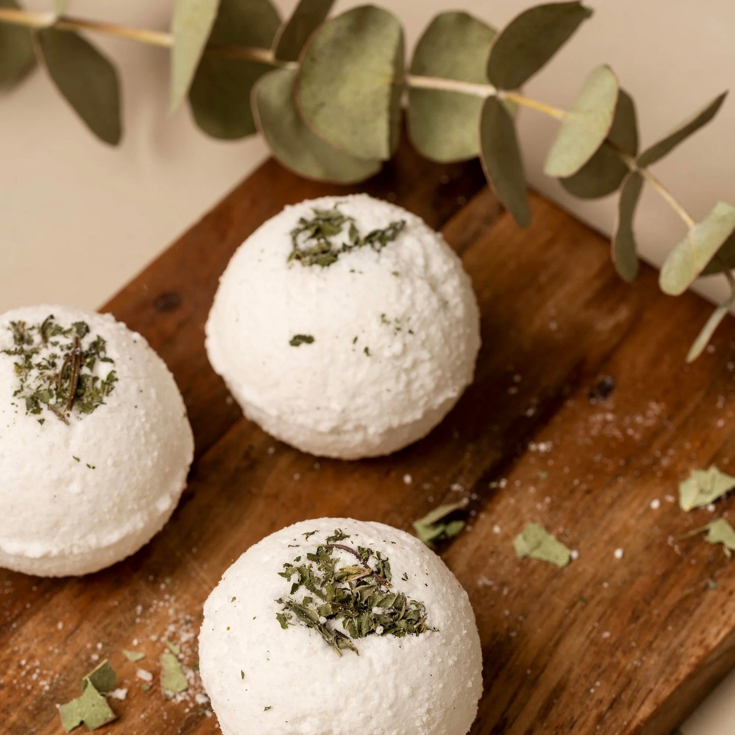 Bath bomb - Peppermint and eucalyptus x3