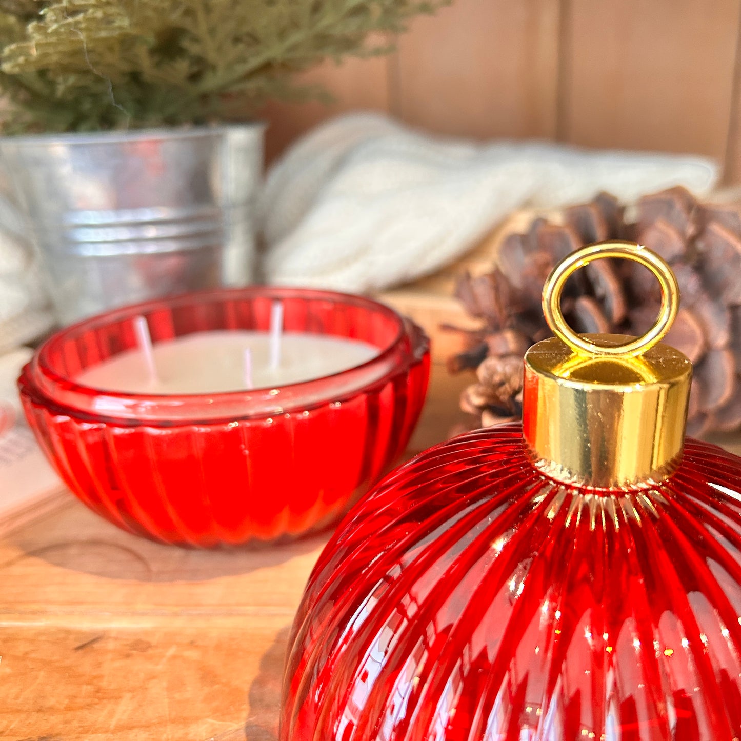 Christmas Candle - Frosted Cranberry