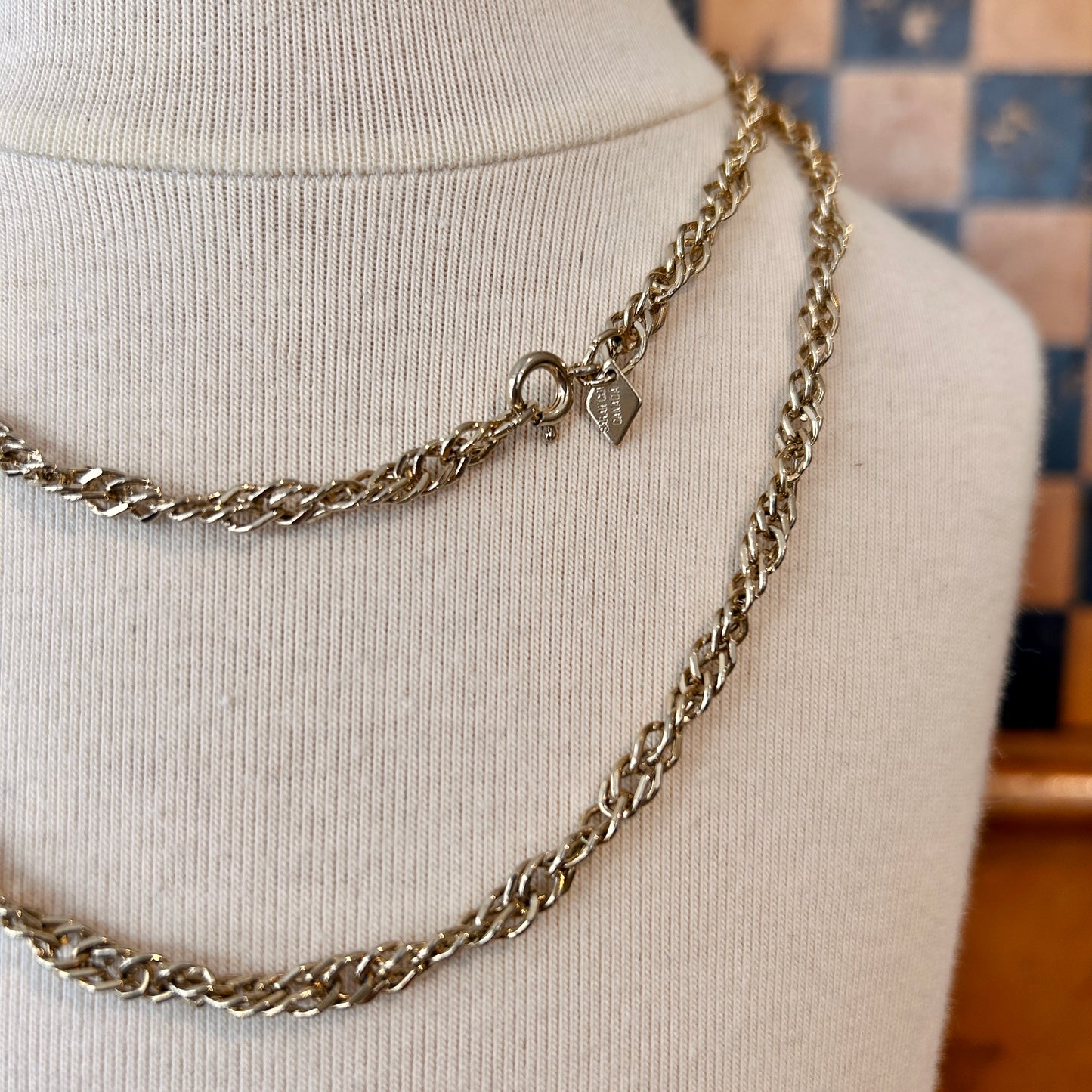 Vintage chain - Sarah Coventry