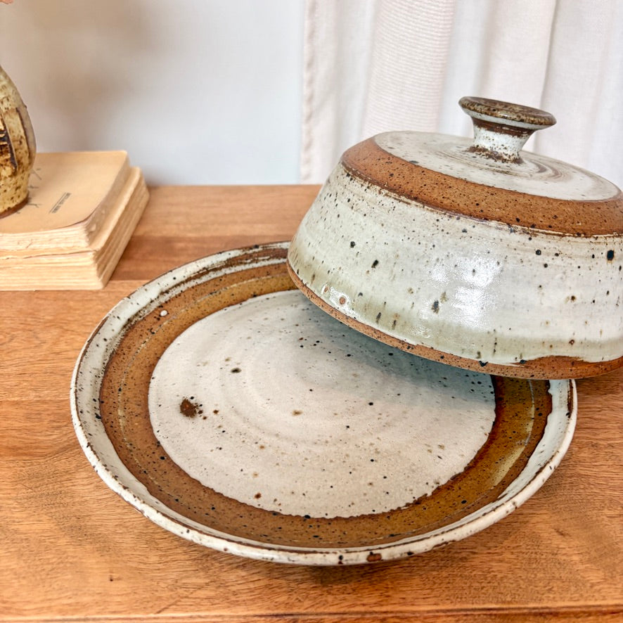 Cloche à fromage en grès