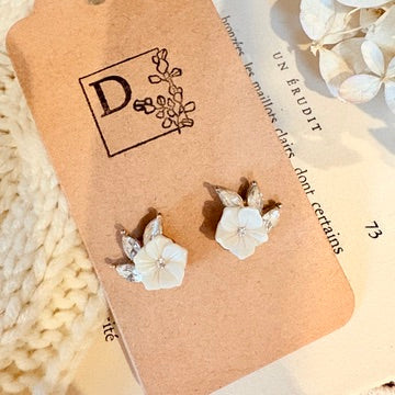 Flower earrings