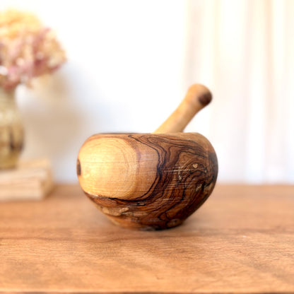 Mortier en bois d'olivier