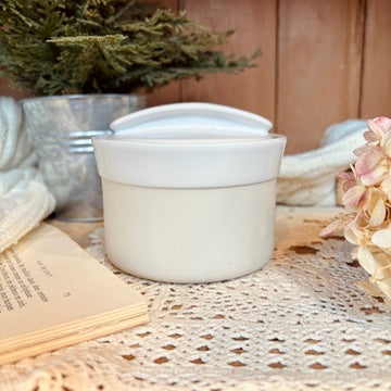 Casa Blanca Sugar Bowl