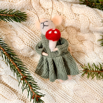 Christmas ornament - Mycologist mouse