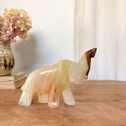 Éléphant en onyx