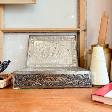 Rembrandt metal box