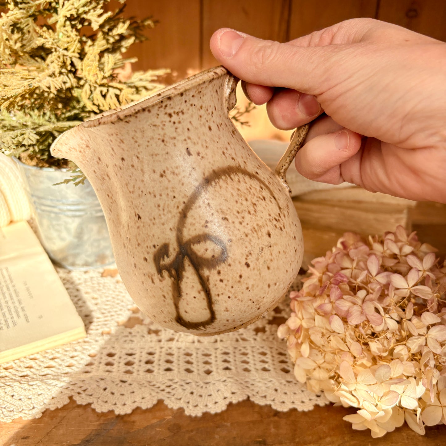 Petit pichet artisanal