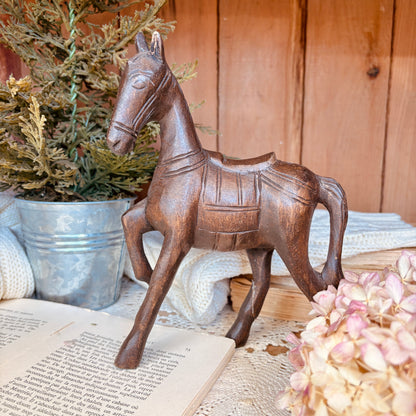Cheval décoratif en bois