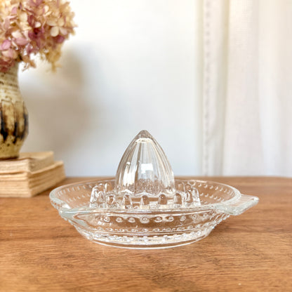 Presse-agrumes en verre