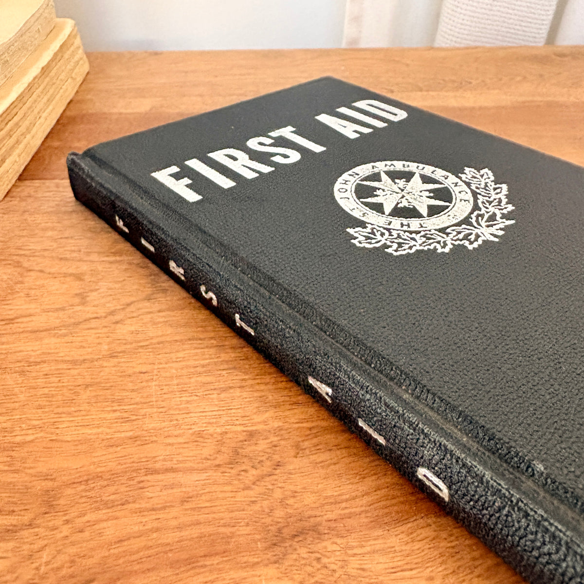 Livre - First aid