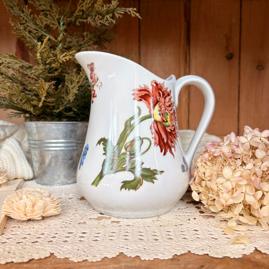 Pichet fleurs et papillon