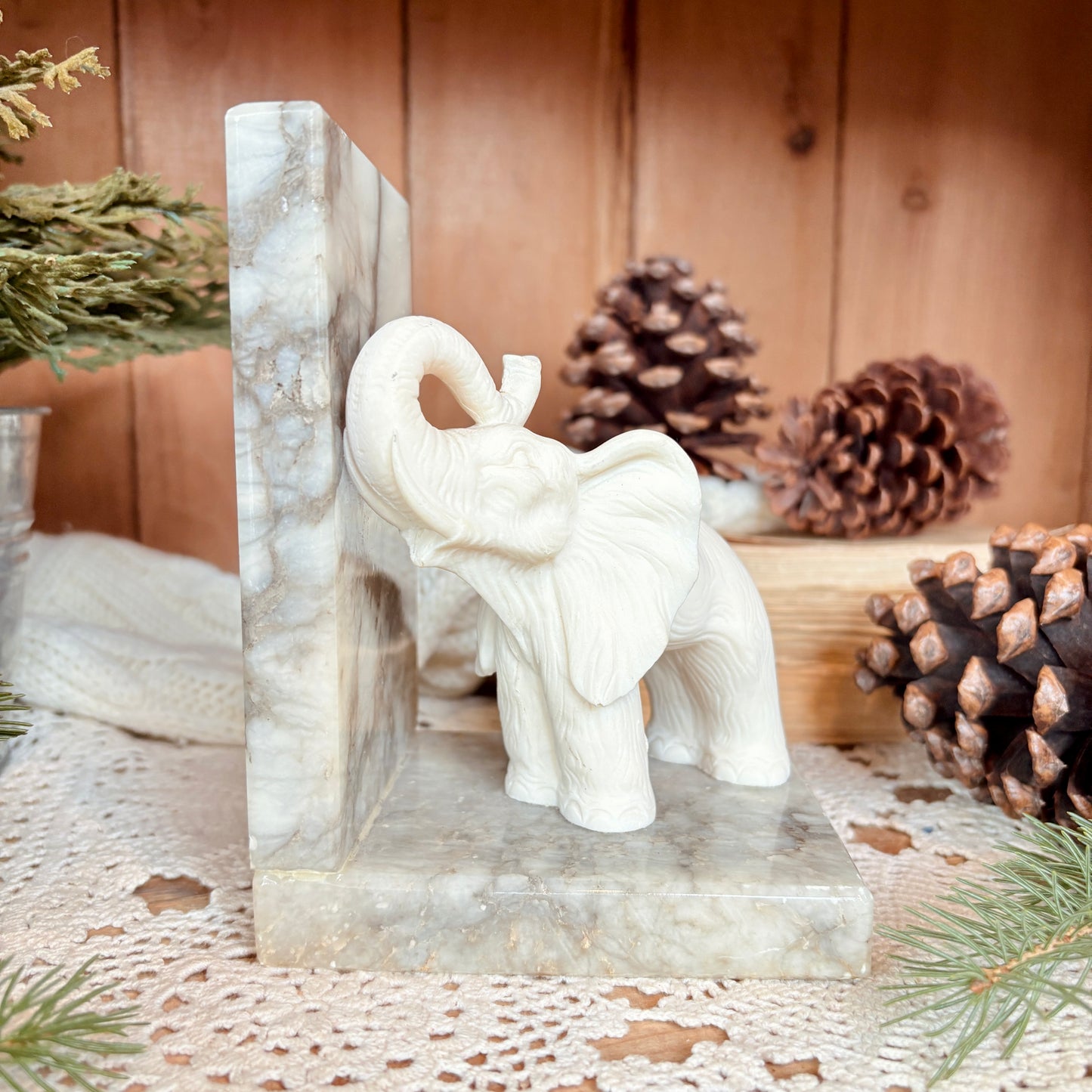 Appui-livre éléphant (solo)