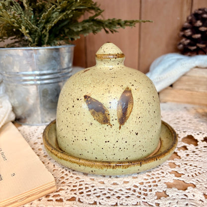 Artisanal butter dish
