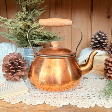 Théière en cuivre