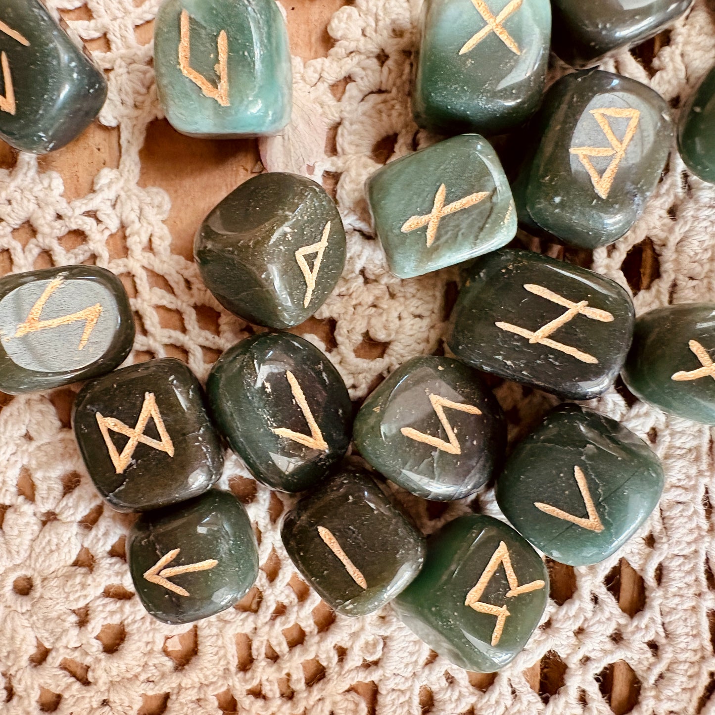 Runes - Jade