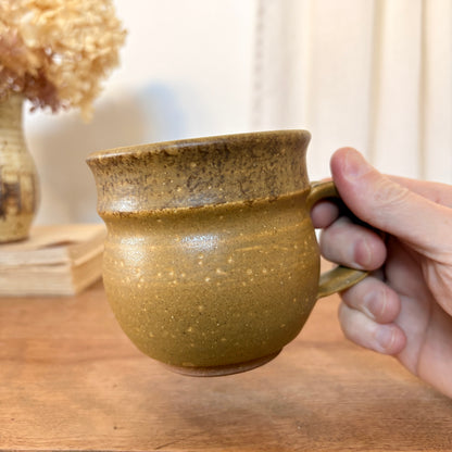 Tasse artisanale en grès