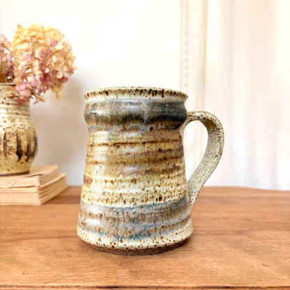 Grande tasse en grès