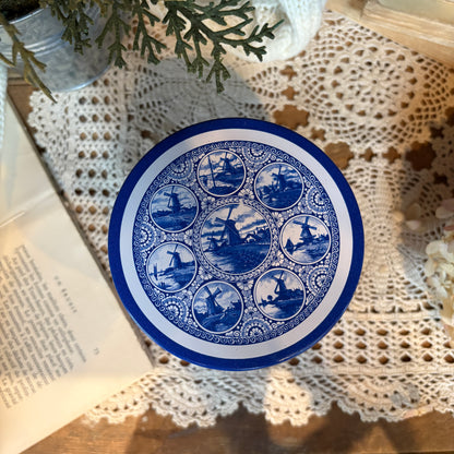 Delfts Blue metal box