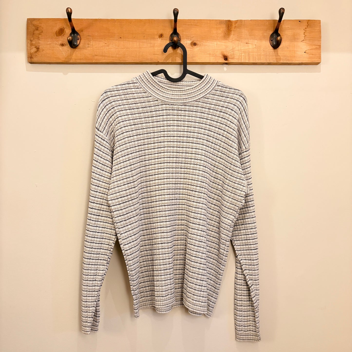 Tricot léger à rayures