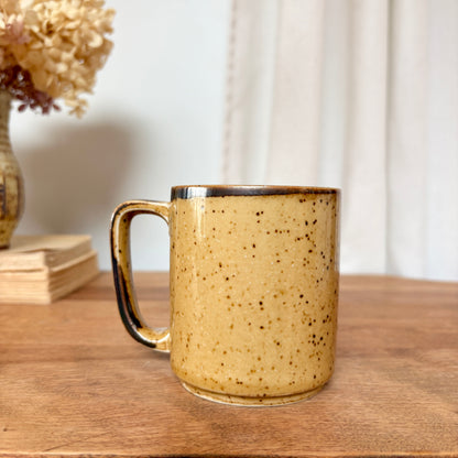 tasse fleurs rétro