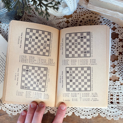 Book - How to Play and Win Chess