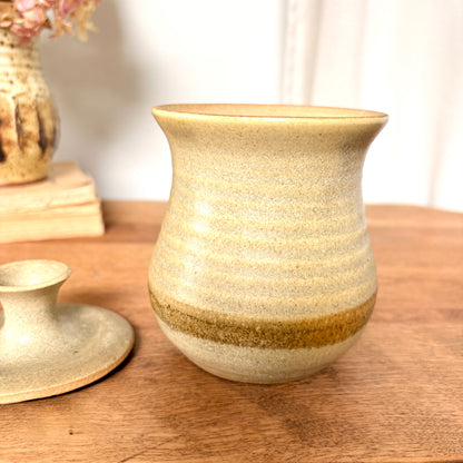 Stoneware pot