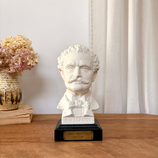 Buste Strauss