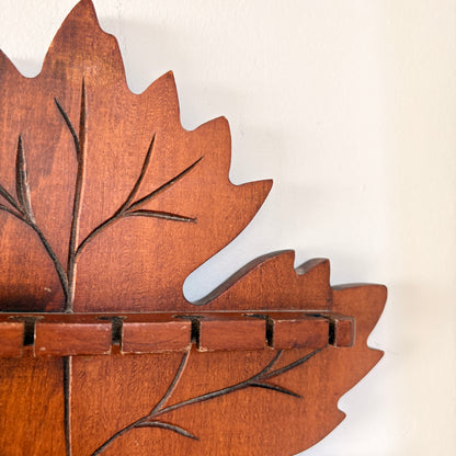 Support mural en bois - Feuille d'érable