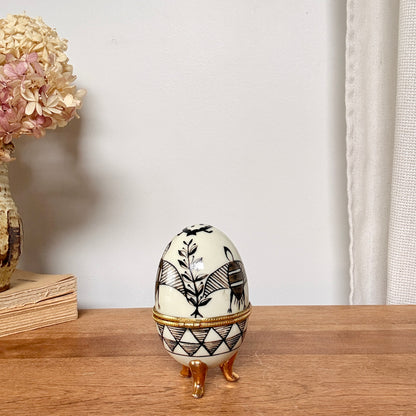 Coffret oeuf en porcelaine