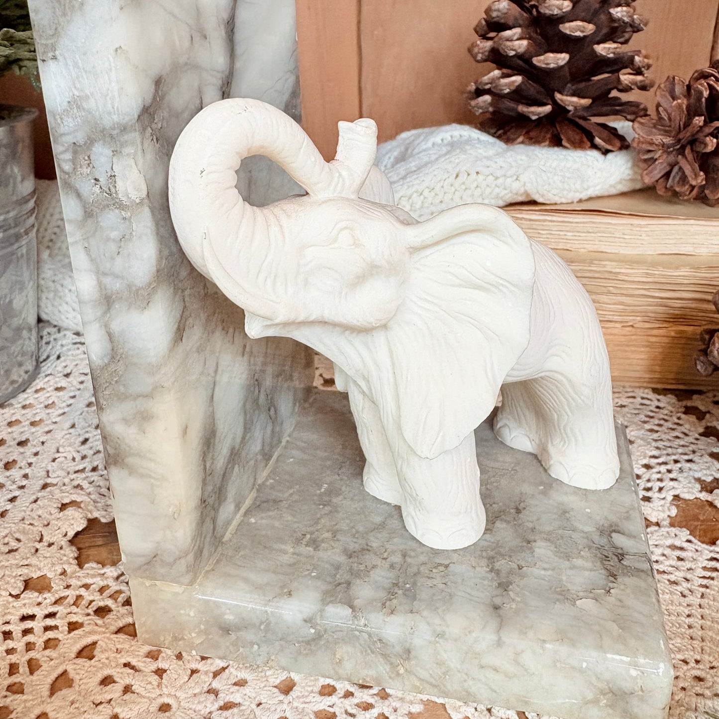 Appui-livre éléphant (solo)