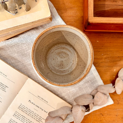 Stoneware pot