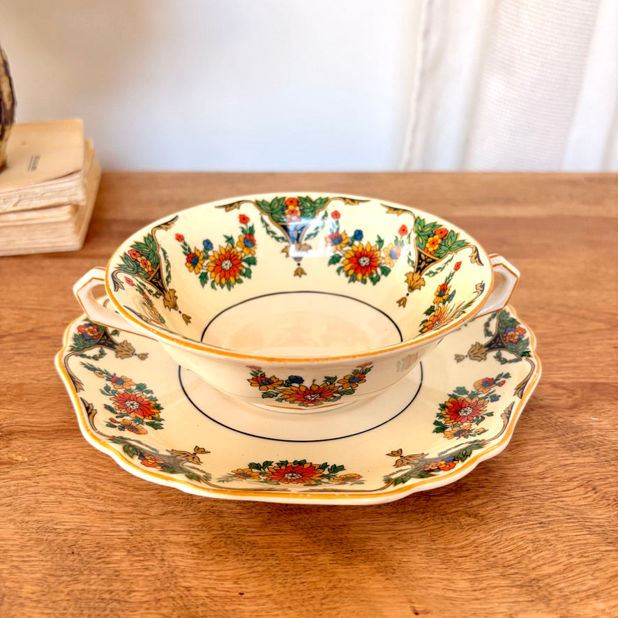 Tasse à bouillon Maddock 1920s