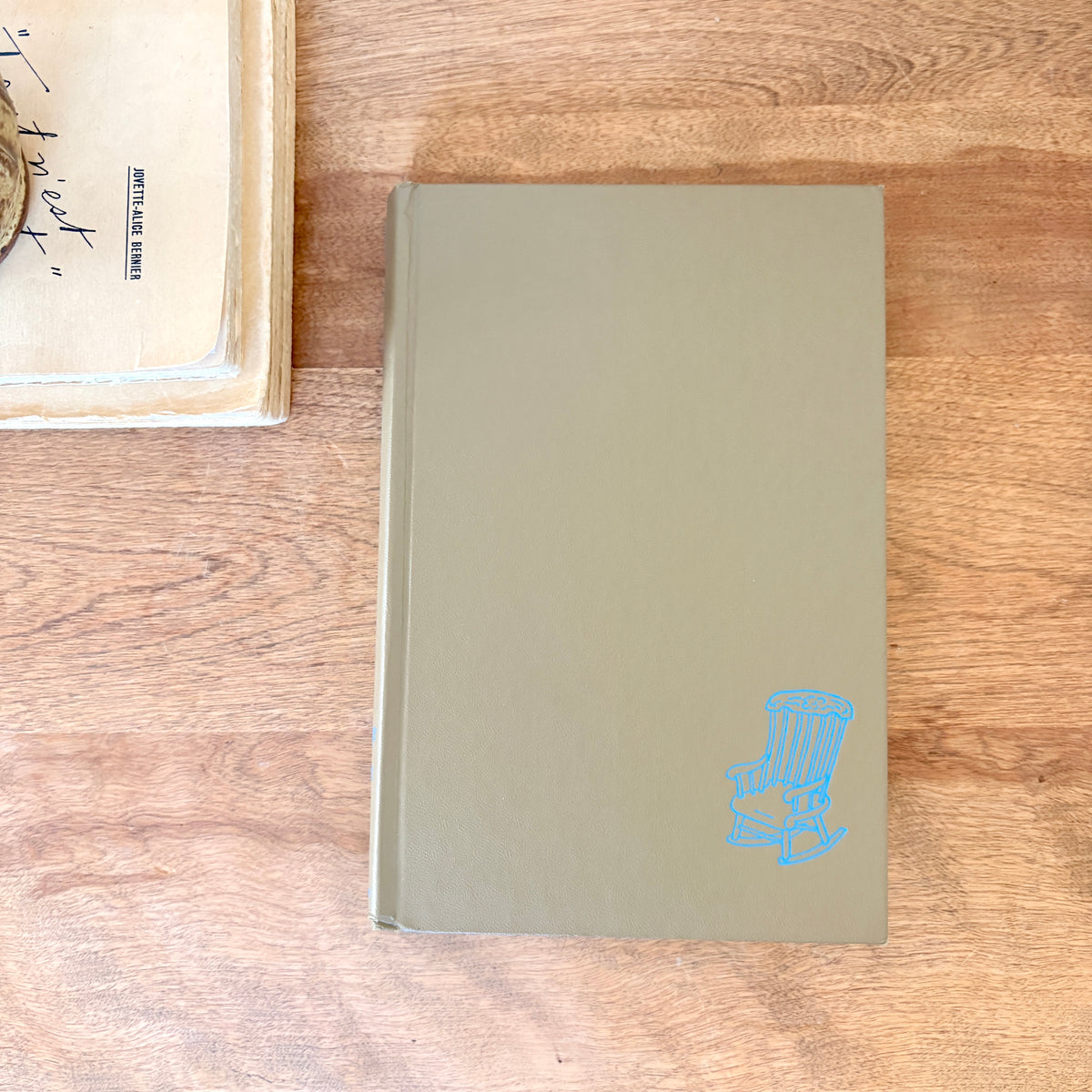 Livre - The furniture doctor