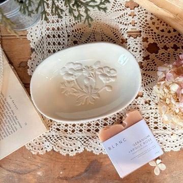 Porcelain soap dish