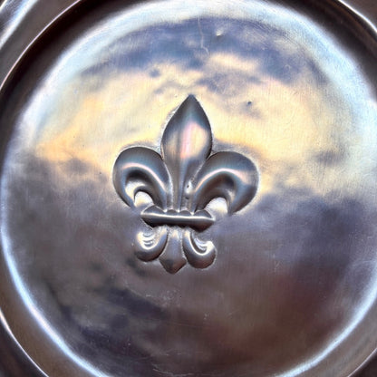 Assiette décorative en étain