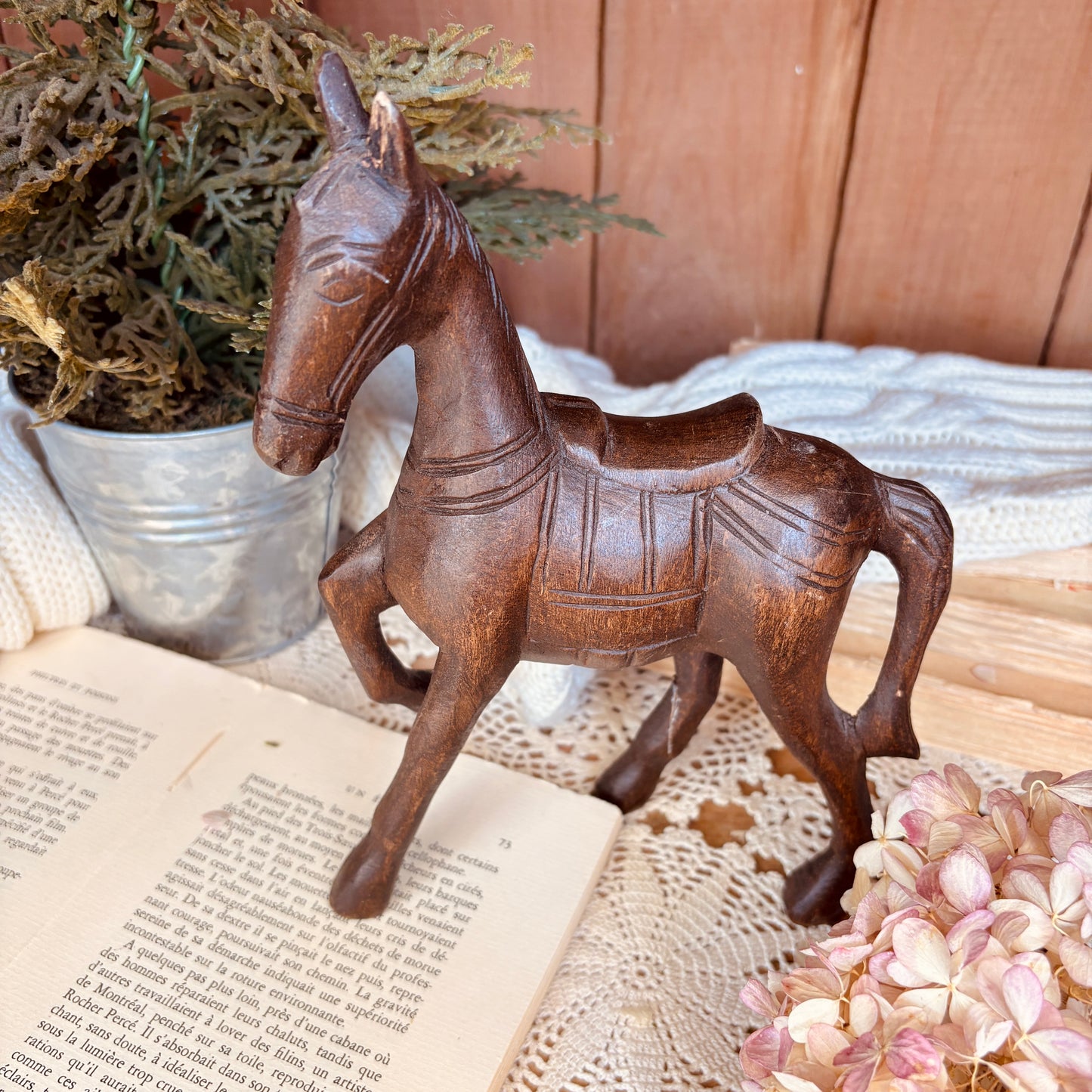 Cheval décoratif en bois