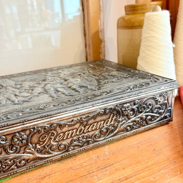 Rembrandt metal box