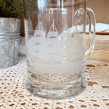 Glass beer mug