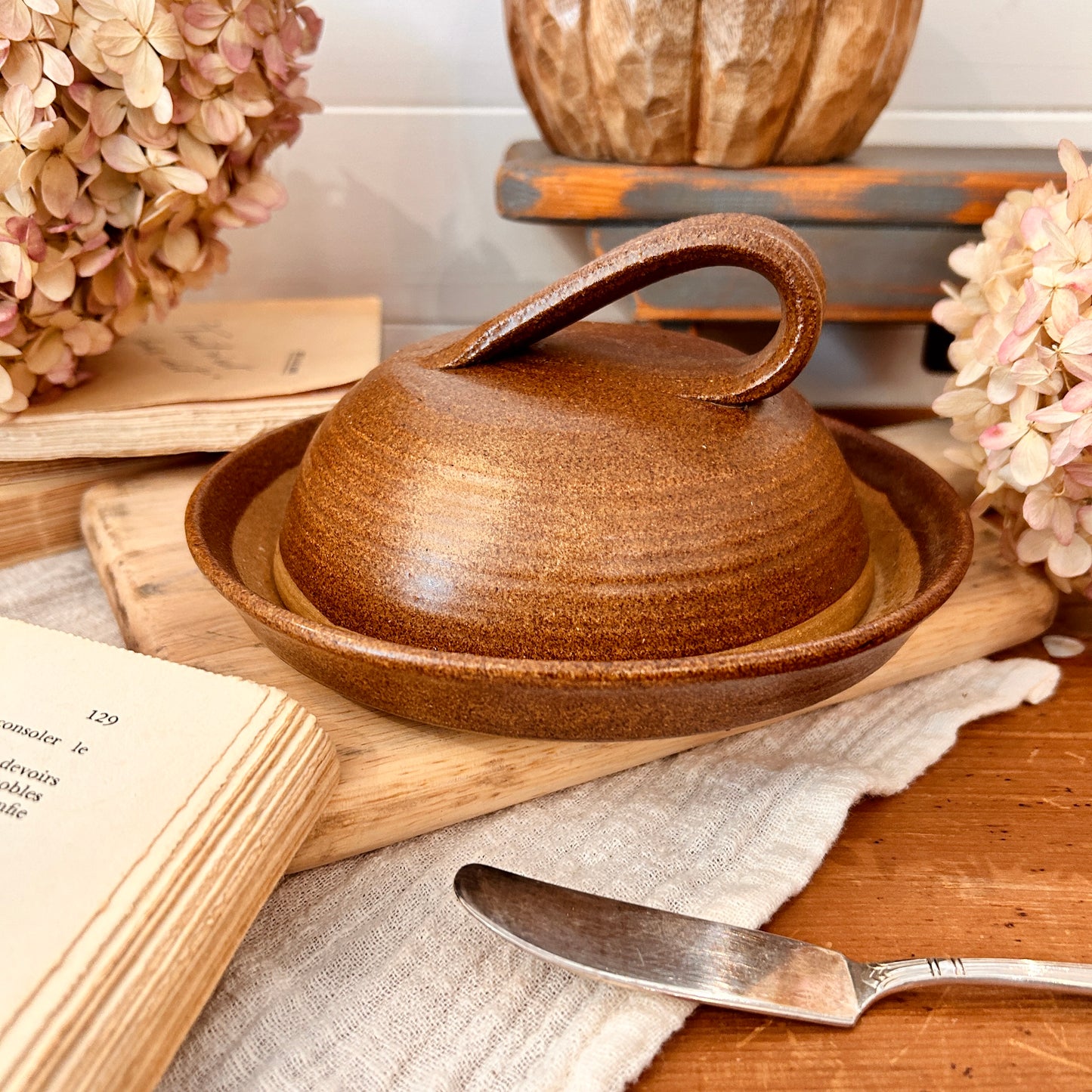 Artisanal butter dish