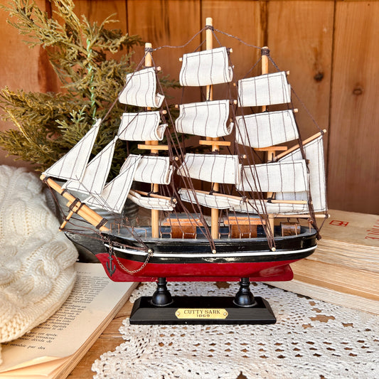 Model boat J.S. Elcano