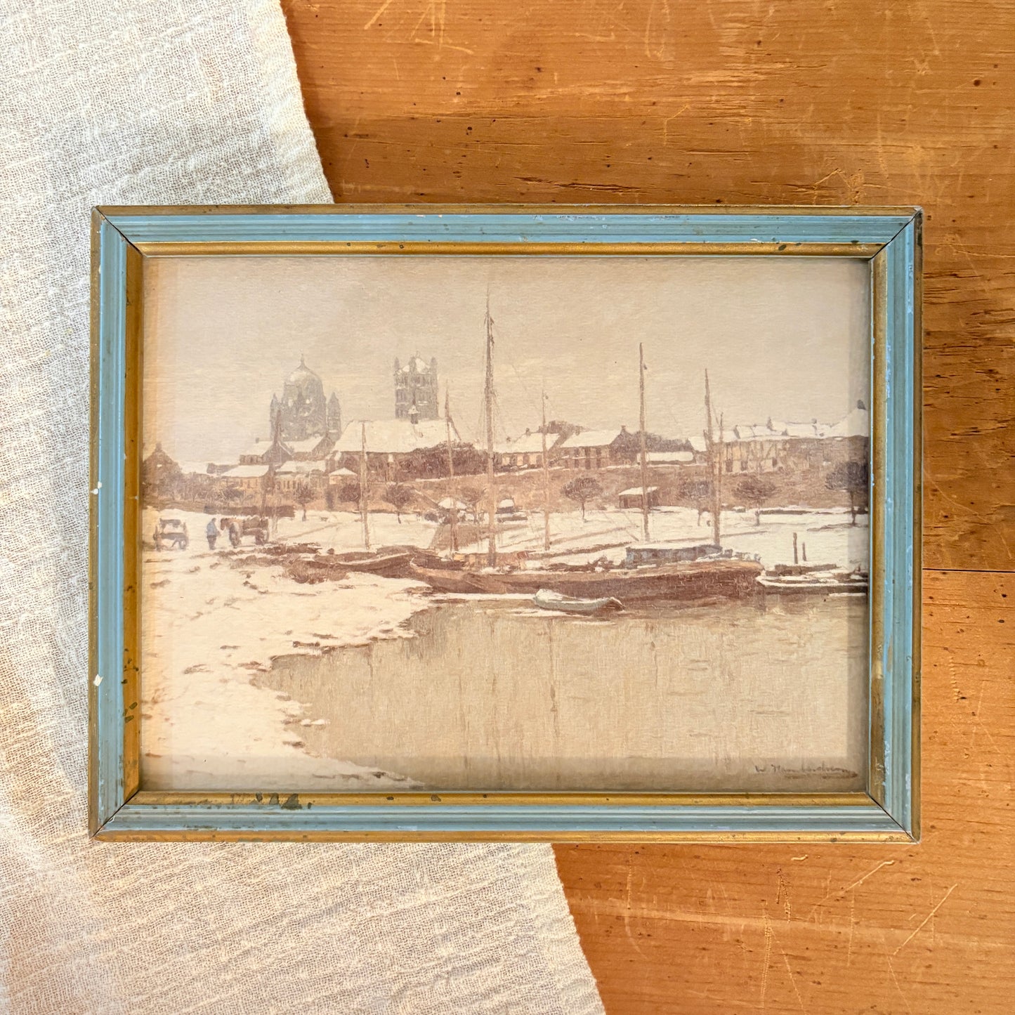 Canvas print - The cellist