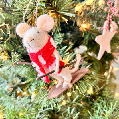 Christmas ornament - Mouse on skis