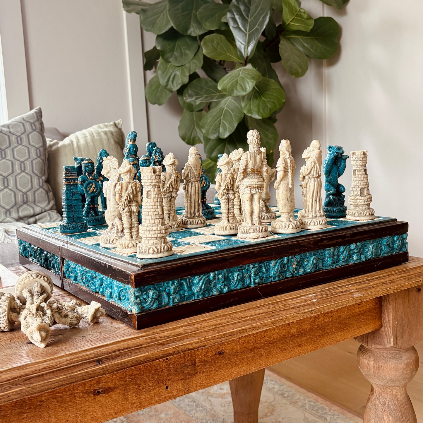 Aztec vs. Conquistadors Chess Game