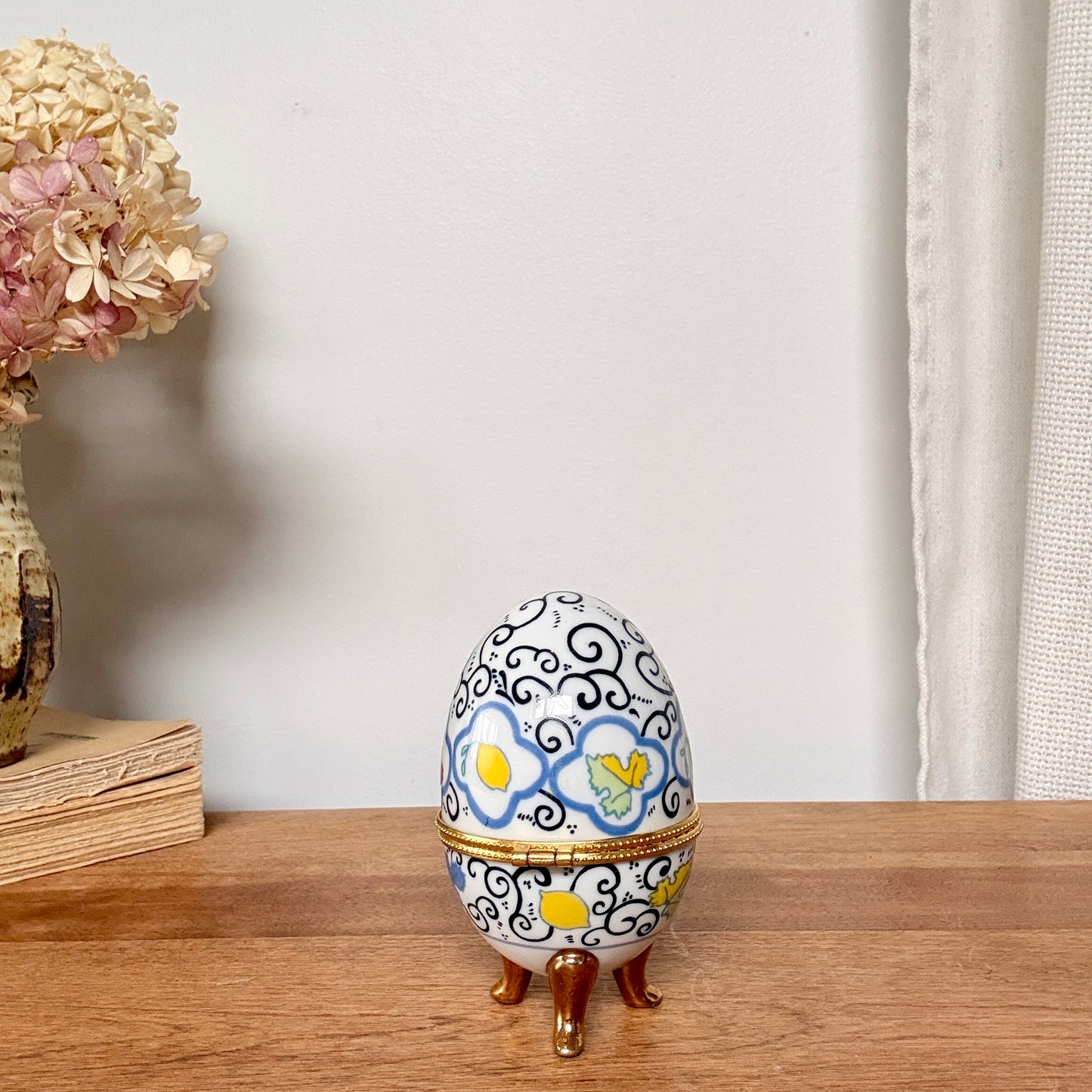 Coffret oeuf en porcelaine