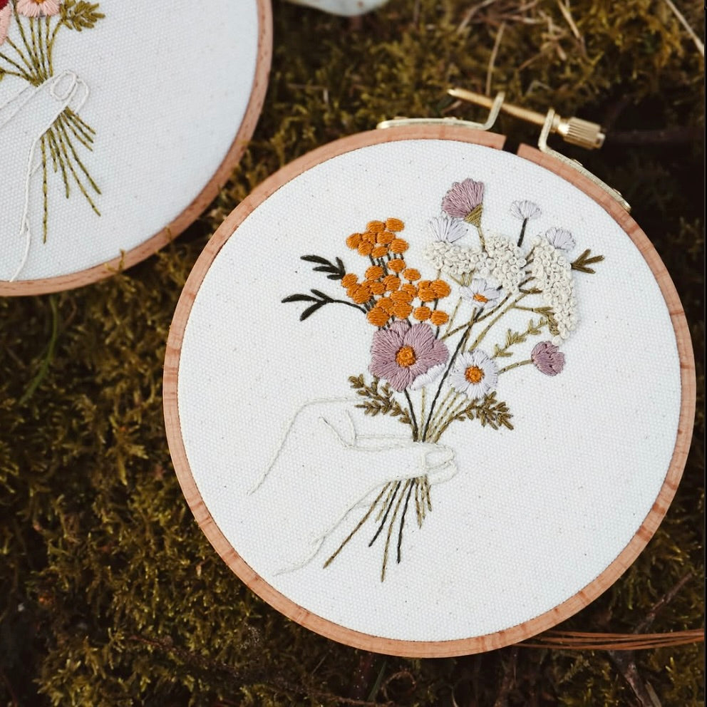 DIY embroidery set - Green greenhouse