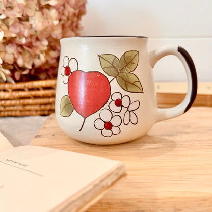 Flowered heart cup