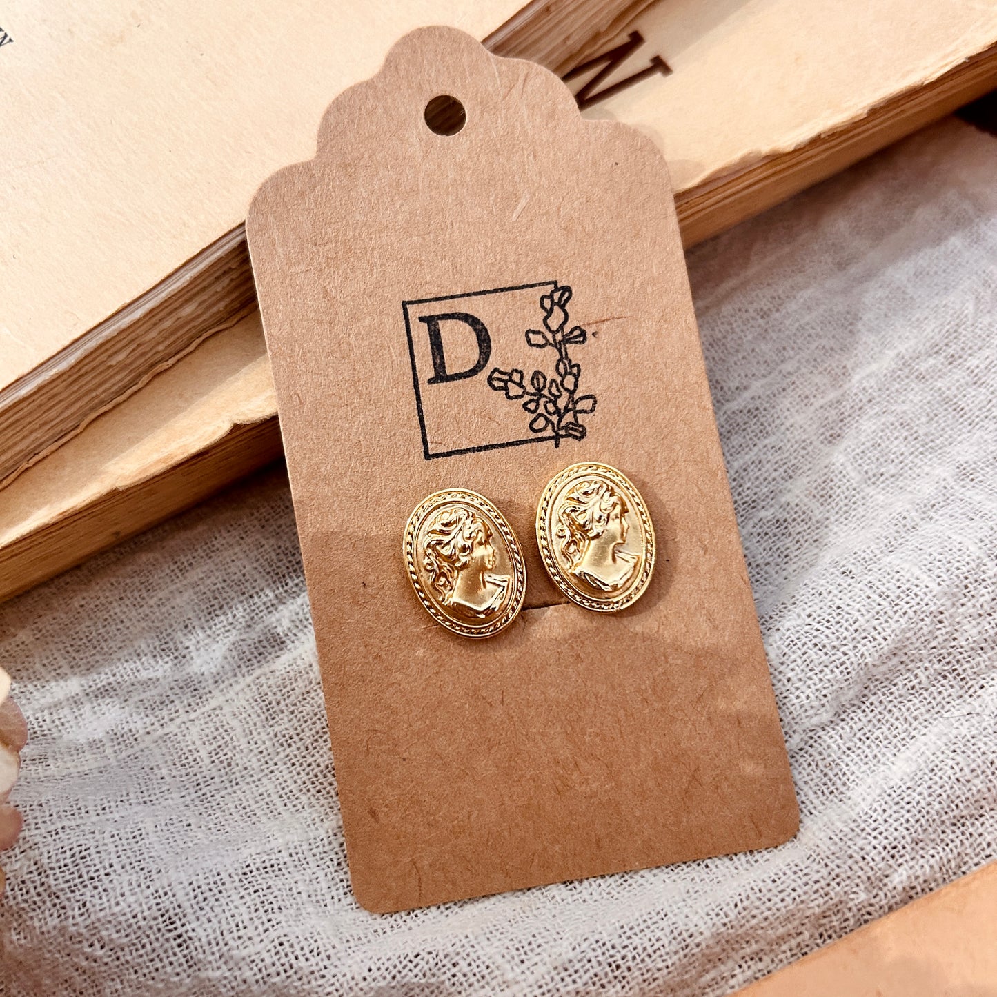 Boucles d'oreilles dorées