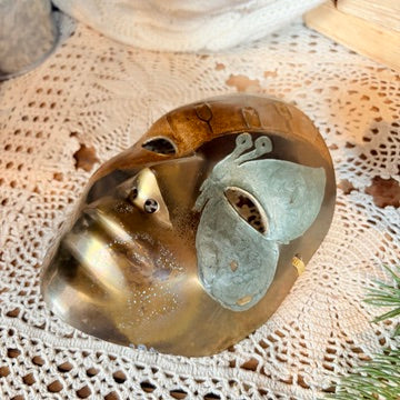 Masque vénitien en laiton